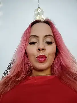 Snapshot of BiancaLuxor_ chatting on November 2025 09:24:02 PM BiancaLuxor online show from November 2025 09:24:02 PM