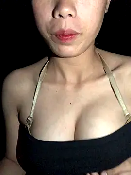 Lily-2k online show from October 2025 01:26:02 PM