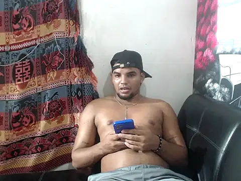 Charly 22cm online show from November 2025 05:51:01 AM