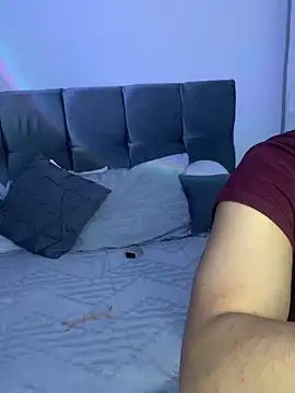 Snapshot of violetjack chatting on March 2026 05:46:02 AM violetjack online show from March 2026 05:46:02 AM