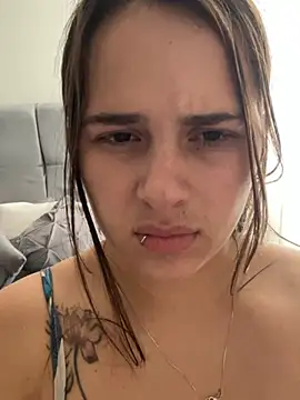 Snapshot of violetjack chatting on April 2026 09:05:01 PM violetjack online show from April 2026 09:05:01 PM