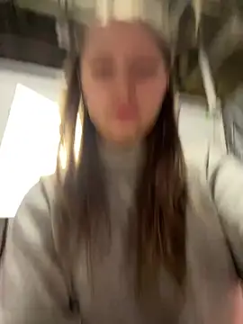 Anna Lov  online show from February 2026 12:51:02 AM