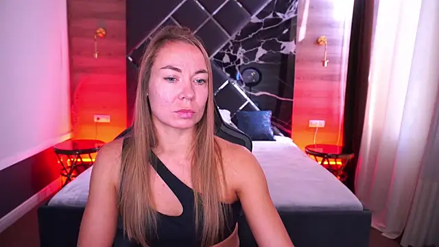 Snapshot of VixenMuse chatting on October 2025 07:20:02 AM VixenMuse online show from October 2025 07:20:02 AM