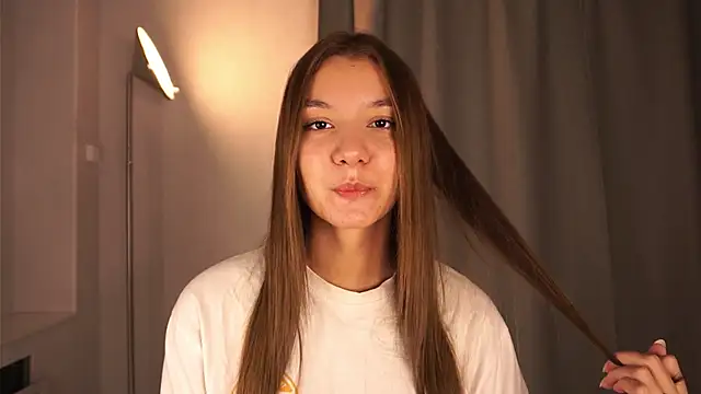 BrynnHolverson online show from October 2025 05:13:02 PM