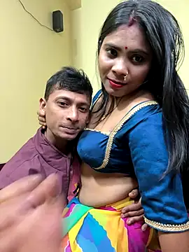 redqueenn online show from November 2025 07:56:01 PM