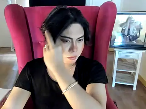 GoldenTs69 online show from November 2025 04:06:02 AM