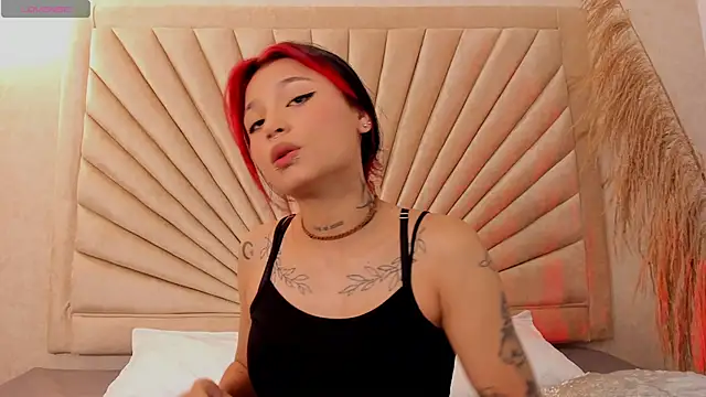 Emma duff online show from November 2025 12:05:02 PM