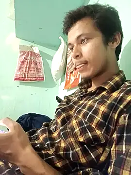 maxmishra18 online show from October 2025 04:09:01 AM