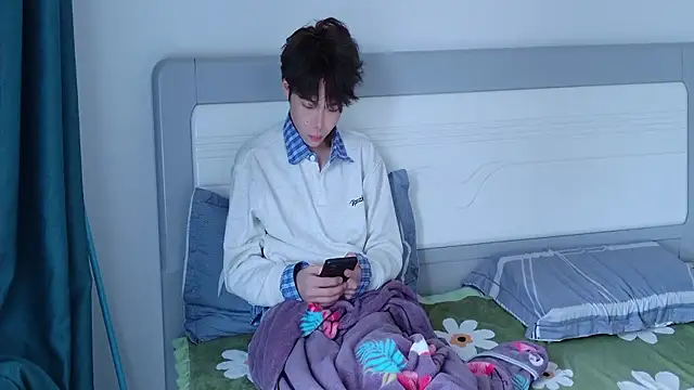 Snapshot of Stuffy-111 chatting on October 2025 04:24:01 AM Stuffy-111 online show from October 2025 04:24:01 AM