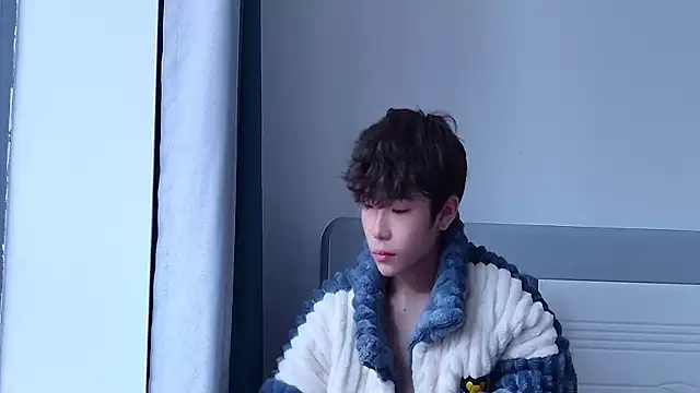 Snapshot of Stuffy-111 chatting on October 2025 05:30:01 AM Stuffy-111 online show from October 2025 05:30:01 AM