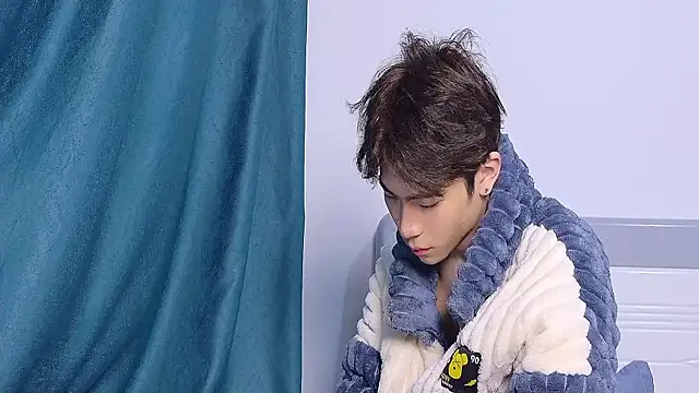 Snapshot of Stuffy-111 chatting on November 2025 05:30:01 PM Stuffy-111 online show from November 2025 05:30:01 PM