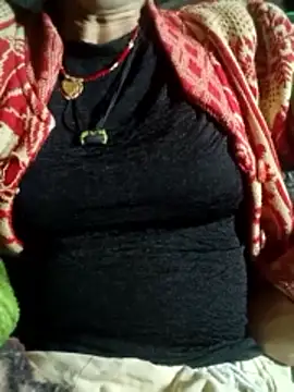 Snapshot of M-MAYA chatting on November 2025 05:15:02 PM M-MAYA online show from November 2025 05:15:02 PM