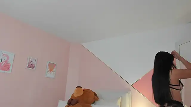 mia canoo online show from October 2025 11:44:01 AM