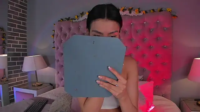 TanyaBello online show from April 2026 04:43:02 AM