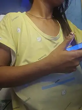 Snapshot of Desi_Maya69 chatting on July 2026 01:40:01 AM Desi Maya69 online show from July 2026 01:40:01 AM