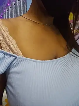 Snapshot of Desi_Maya69 chatting on July 2026 06:56:02 PM Desi Maya69 online show from July 2026 06:56:02 PM