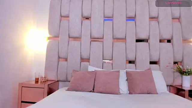 noa blake online show from November 2025 05:10:01 AM