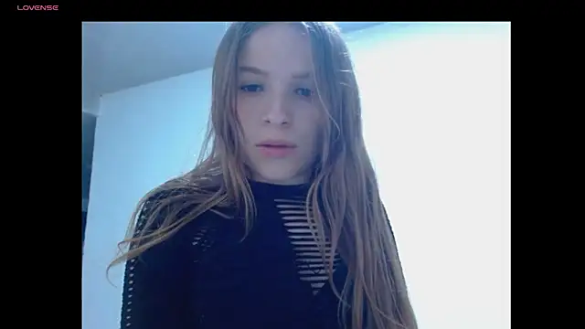 bambiluly online show from April 2026 12:02:01 AM