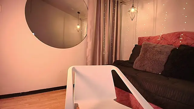 ivy bonnie online show from November 2025 11:53:01 AM