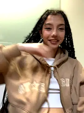 MiaaCute- online show from November 2025 10:10:02 PM