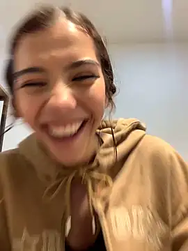 MiaaCute- online show from March 2026 09:53:02 PM