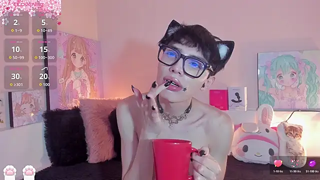 Strawberry Kitty  online show from January 2026 04:06:01 AM