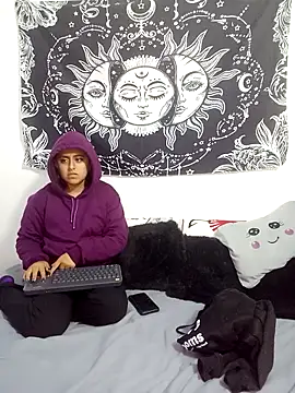 emily n abby online show from November 2025 12:27:02 PM