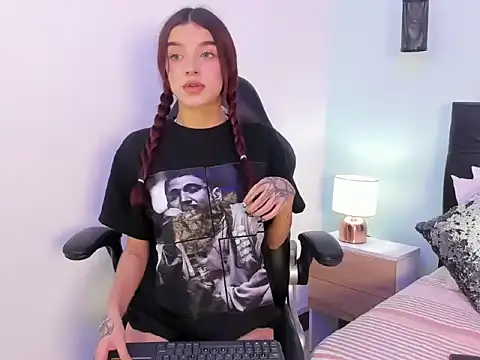 Coral Jhones online show from October 2025 12:33:02 AM