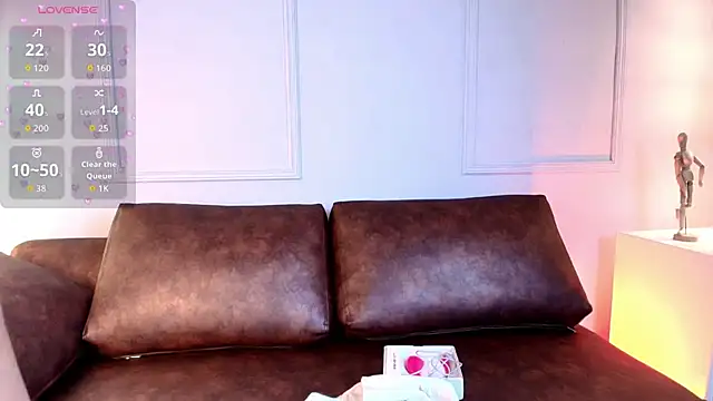 Bellaryy online show from November 2025 01:22:01 PM