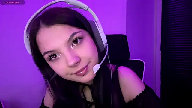 Snapshot of HanaMantanaDell chatting on December 2025 03:08:02 PM HanaMantanaDell online show from December 2025 03:08:02 PM