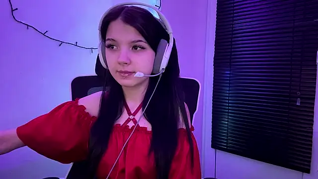 Snapshot of HanaMantanaDell chatting on January 2026 04:01:01 PM HanaMantanaDell online show from January 2026 04:01:01 PM