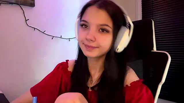 Snapshot of HanaMantanaDell chatting on February 2026 03:08:01 PM HanaMantanaDell online show from February 2026 03:08:01 PM