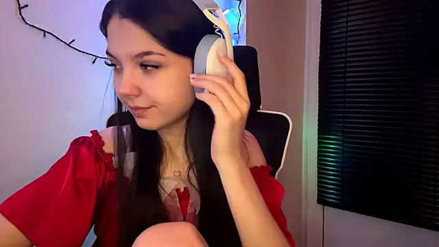 Snapshot of HanaMantanaDell chatting on February 2026 05:20:01 PM HanaMantanaDell online show from February 2026 05:20:01 PM