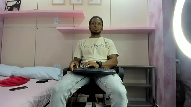 Stevenbrand online show from November 2025 07:35:02 PM