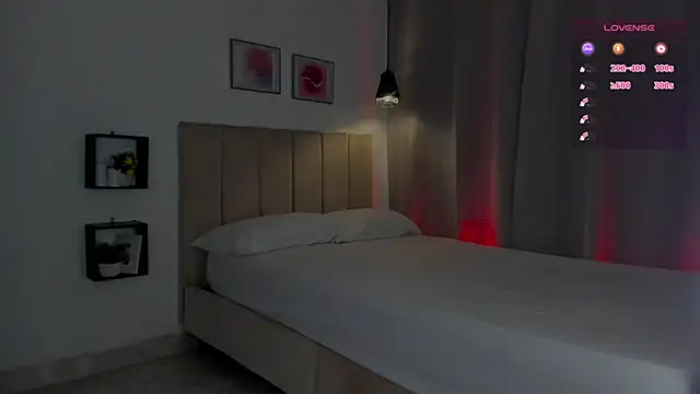 Snapshot of Little_Emma_11 chatting on November 2025 12:03:01 PM Little Emma 11 online show from November 2025 12:03:01 PM