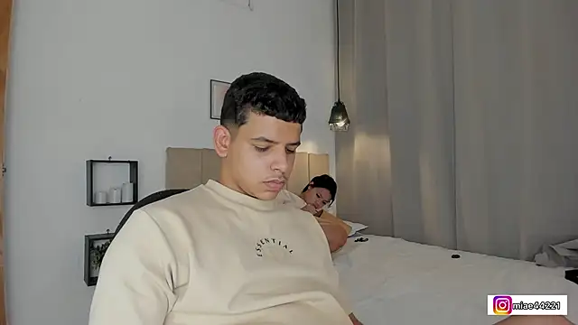 Snapshot of Little_Emma_11 chatting on January 2026 08:12:02 PM Little Emma 11 online show from January 2026 08:12:02 PM