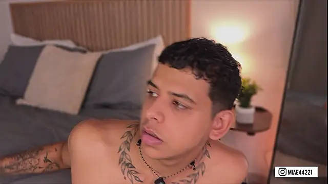 Snapshot of Little_Emma_11 chatting on February 2026 03:22:01 PM Little Emma 11 online show from February 2026 03:22:01 PM