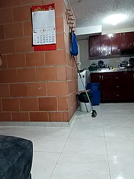 AmeliHoney online show from November 2025 04:37:01 AM