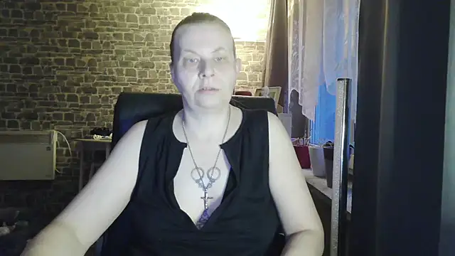 Diamond Bite online show from October 2025 05:29:02 AM