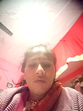 OliveGreen22 online show from November 2025 12:27:01 AM