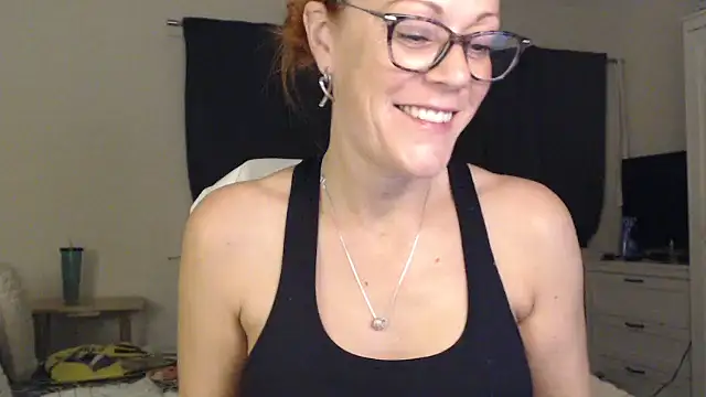 Dixie Duchess online show from November 2025 05:58:02 PM