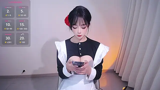 Snapshot of Kinadolly chatting on May 2026 12:10:02 PM Kinadolly online show from May 2026 12:10:02 PM