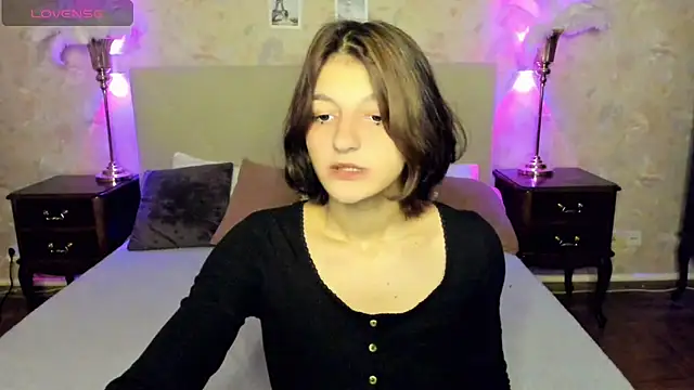 Snapshot of A_Skyy chatting on November 2025 08:43:01 PM A Skyy online show from November 2025 08:43:01 PM