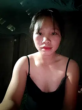 linh-miu99 online show from December 2025 05:46:01 AM