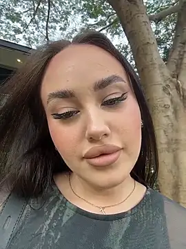 KiraSunshine online show from February 2026 04:11:01 AM