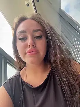 KiraSunshine online show from March 2026 04:15:02 AM