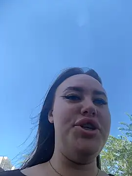 KiraSunshine online show from June 2026 03:23:02 AM