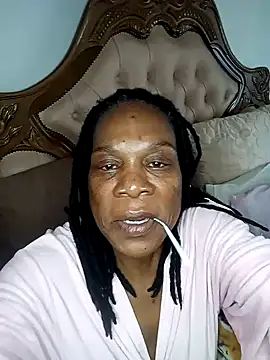 Hotcougar online show from October 2025 05:59:01 AM