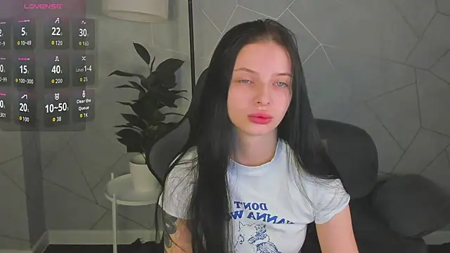 Snapshot of Eva_Mayers chatting on February 2026 12:04:01 AM Eva Mayers online show from February 2026 12:04:01 AM