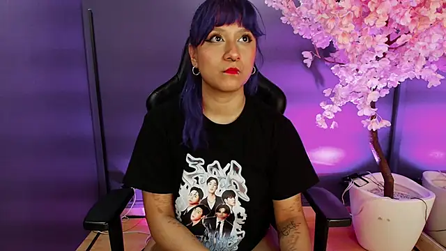 LuanEter online show from November 2025 12:38:01 PM